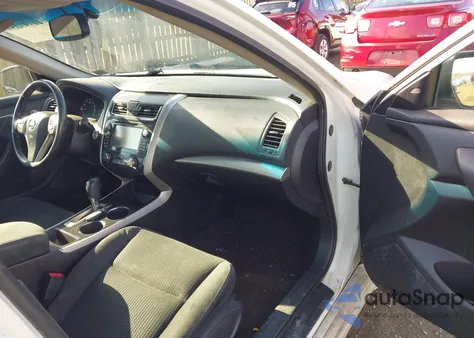 2015 Nissan Altima 2.5 Sv from USA, damaged, VIN 1N4AL3AP3FC193377